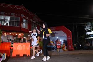 BIB: 
                            <button type="button" onclick="openModal(26232112)" class="btn btn-primary btn-sm float-right btn-popup" data-toggle="modal" data-target=".modal-high-quality">
                        <i class="fas fa-shopping-cart"></i> Add to Cart
                    </button>
                                            <button type="button" onclick="isThisMe(26232112, true)" class="btn btn-success btn-sm float-right btn-popup btn-isme hidden" data-toggle="tooltip" data-placement="bottom" title="นี่คือรูปของคุณใช่ไหม คลิกที่นี่เพื่อเอาเข้าอัลบั้ม">
                        <i class="fas fa-plus"></i> Add to album
                    </button>
                    <button type="button" onclick="isThisMe(26232112, false)" class="btn btn-warning btn-sm float-right btn-popup btn-isnotme hidden">
                        <i class="fas fa-ban"></i> Remove from album
                    </button>